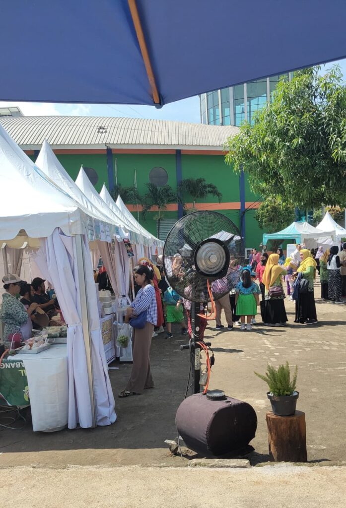 Rental Kipas Embun untuk Bazar Jakarta Timur di sewakipasair.com
